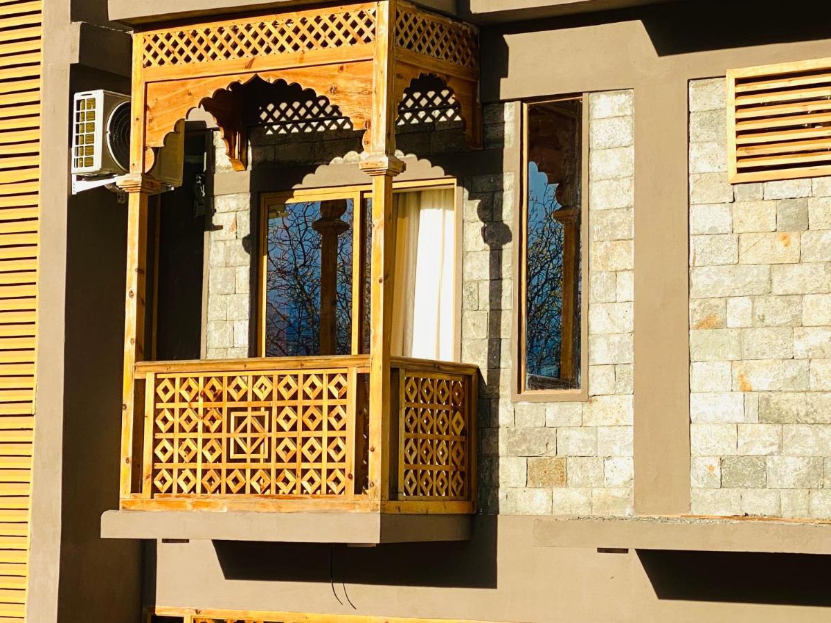 Dumani Nagar Hotel & Resort Karimabad  Exterior photo