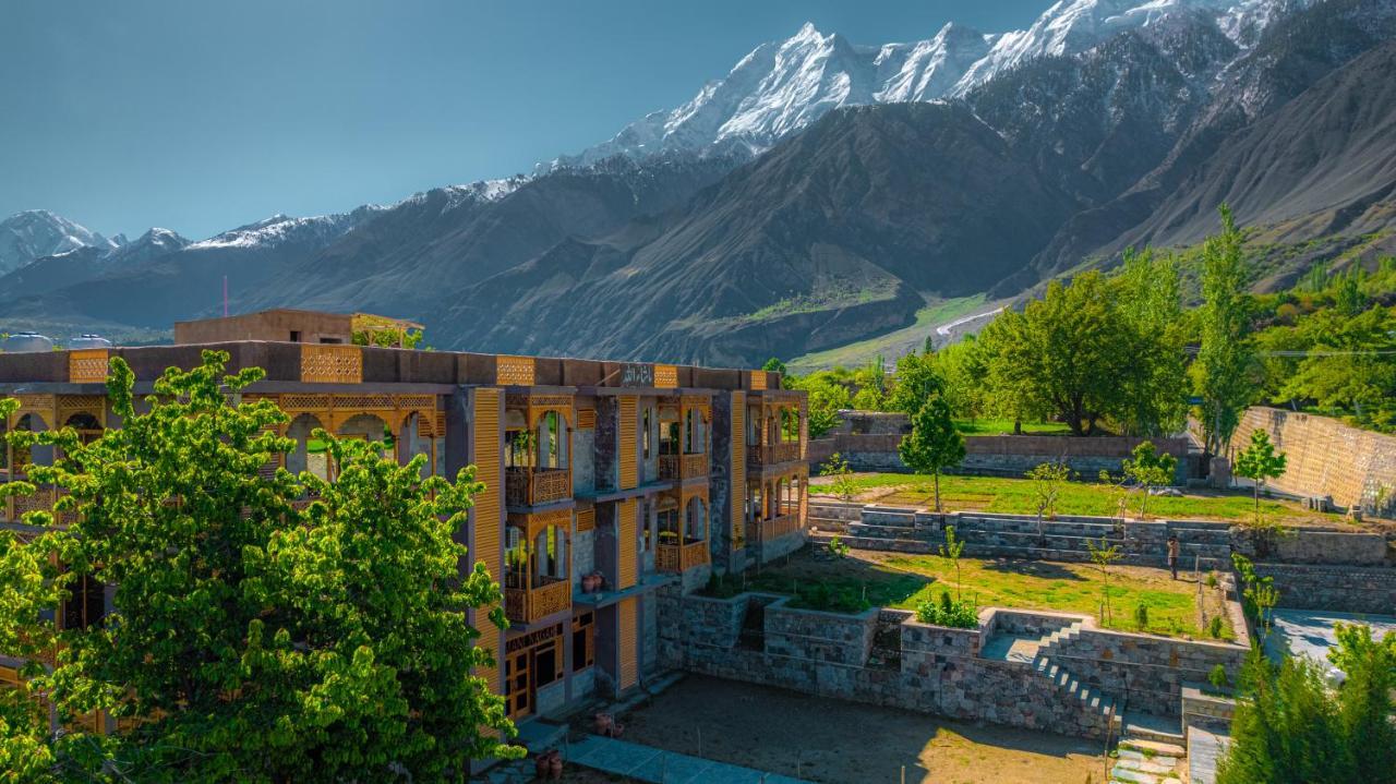 Dumani Nagar Hotel & Resort Karimabad  Exterior photo