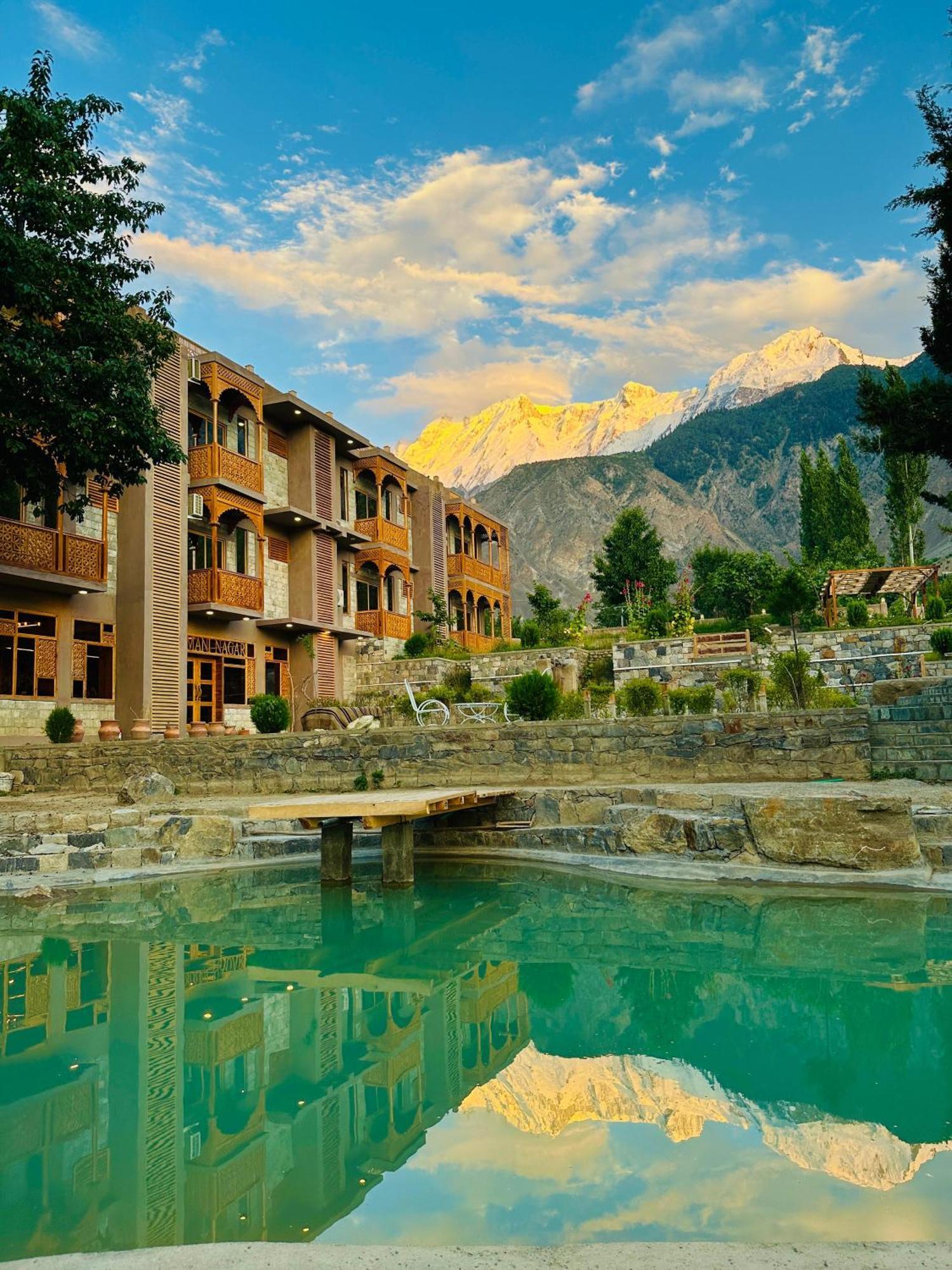 Dumani Nagar Hotel & Resort Karimabad  Exterior photo